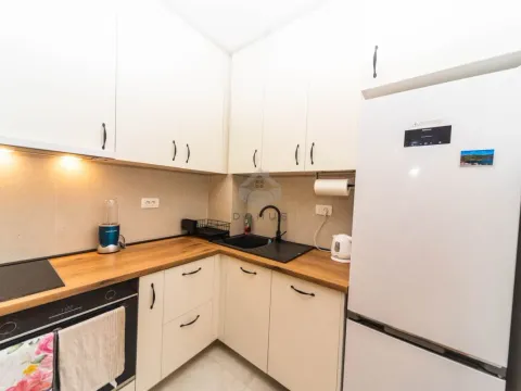 Sale, one bedroom apartment, 40m², Central Point, Podgorica - image 5