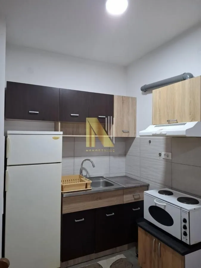 Izdavanje, garsonjera, 27m², Telep, Novi Sad Sve Podlokacije