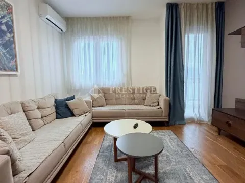 Prodaja, dvosoban stan, 63m², City Kvart, Podgorica - image 2