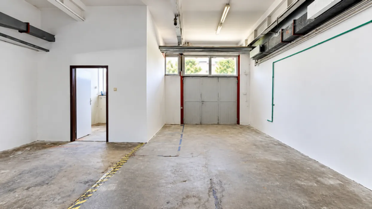 Rent, office space, 700m², Zemun Sve Podlokacije, Beograd