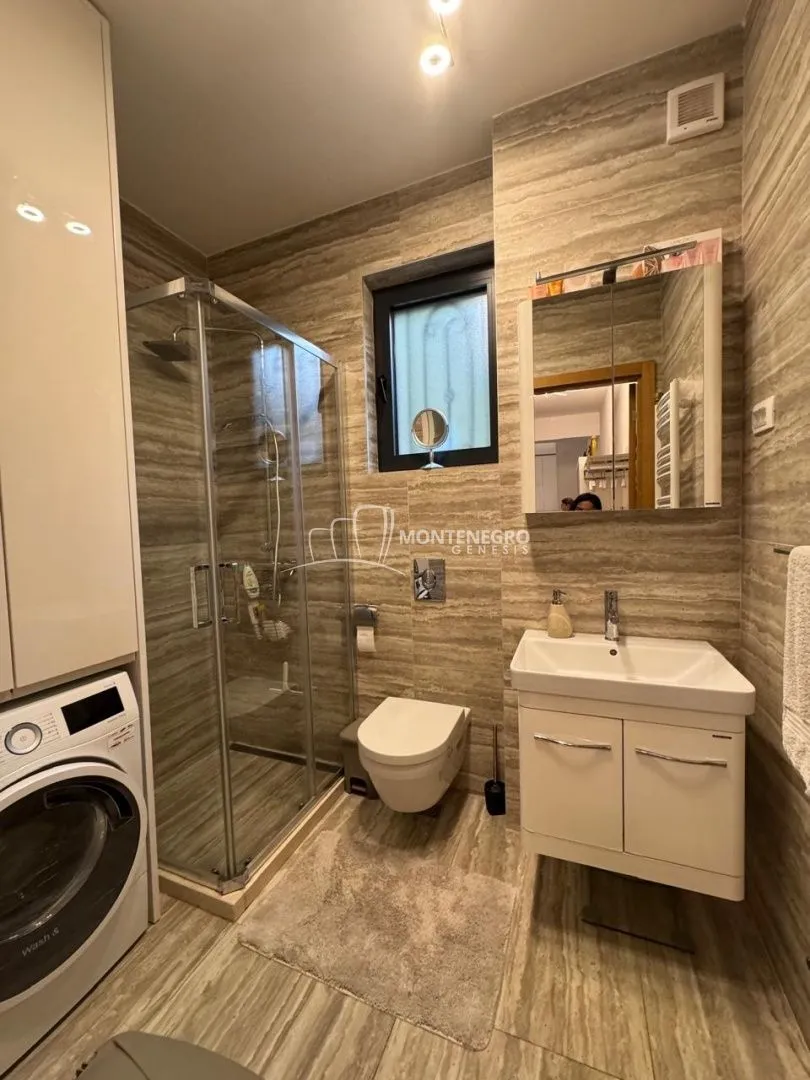 Prodaja, dvosoban stan, 61m², Igalo, Herceg Novi