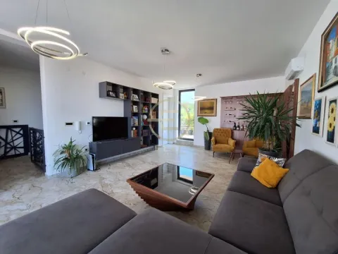 Prodaja, stan, 145m², Sremska Kamenica, Petrovaradin - image 4