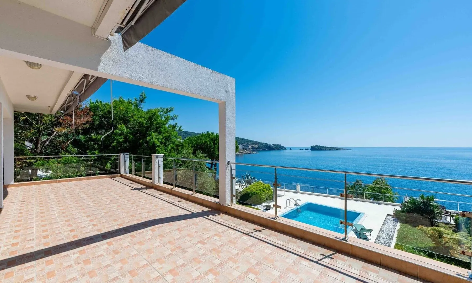 Sale, house, 416m², Utjeha, Bar