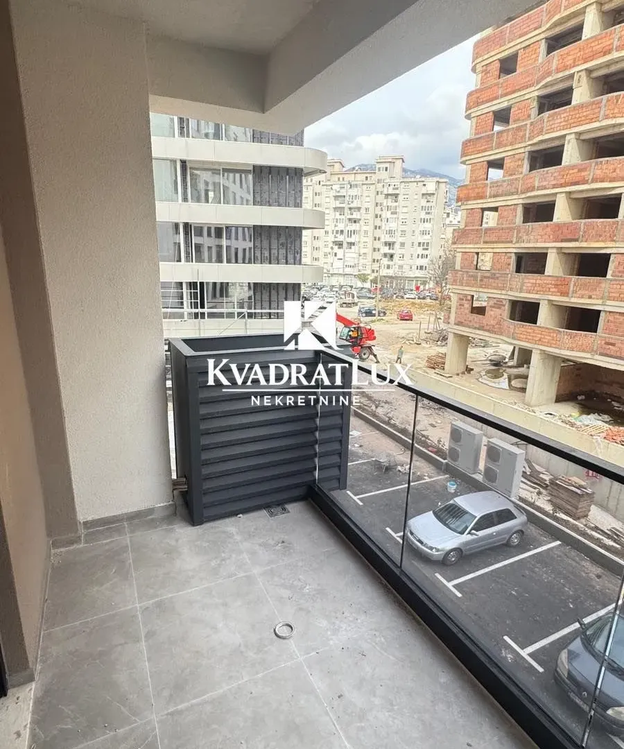 Sale, one bedroom apartment, 53m², Centar, Bar