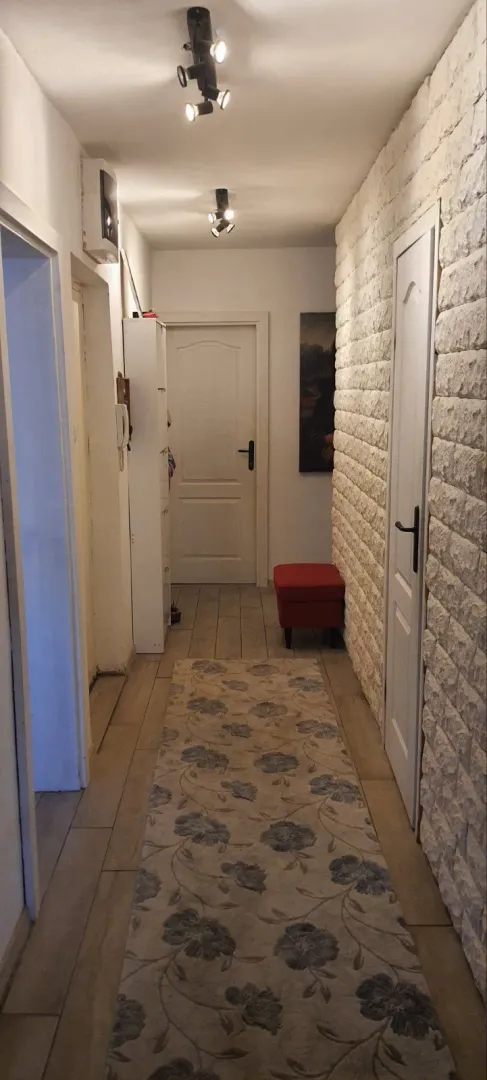 Rent, four bedroom apartment, 100m², Blok 5, Podgorica