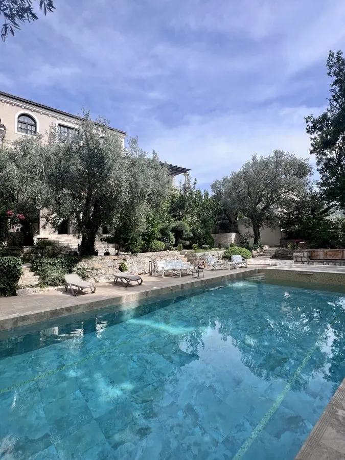 Sale, house, 550m², Reževići, Budva