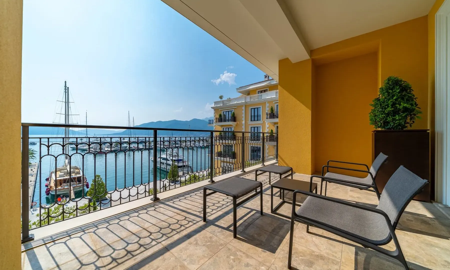 Prodaja, dvosoban stan, 178m², Porto Montenegro, Tivat