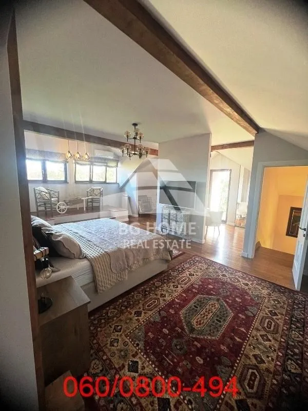 Prodaja, kuća, 290m², Radiofar, Surčin