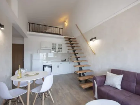 Izdavanje, dvosoban stan, 60m², Kava, Tivat - image 5