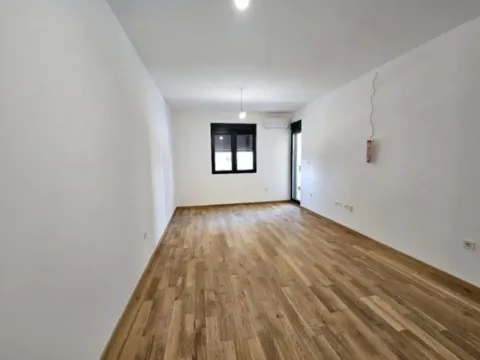 Prodaja, jednosoban stan, 46m², New City, Podgorica - image 2