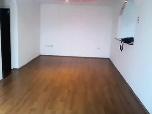 Rent, office space, 250m², Cvetkova Pijaca, Zvezdara Sve Podlokacije