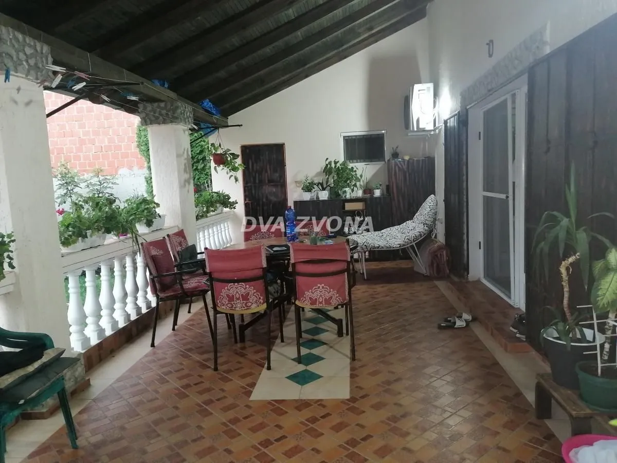 Prodaja, kuća, 138m², Sremska Kamenica, Petrovaradin