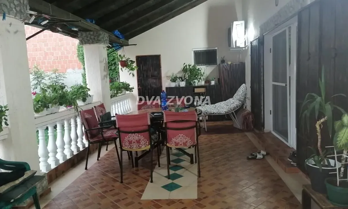 Prodaja, kuća, 138m², Sremska Kamenica, Petrovaradin