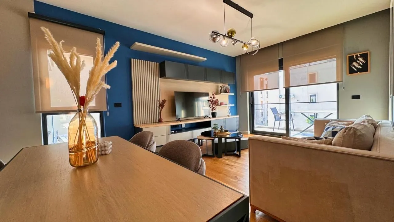 Prodaja, dvosoban stan, 65m², Tivat, Crna Gora