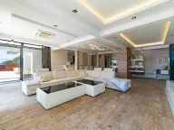 Sale, four bedroom apartment, 355m², Bečići, Budva - image 4