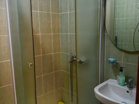 Rent, one bedroom apartment, 40m², Krivi Most, Podgorica - image 17