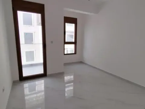 Sale, two bedroom apartment, 72m², Šušanj, Bar - image 5