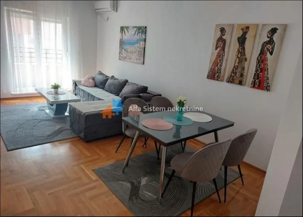 Izdavanje, dvosoban stan, 51m², Đeram Pijaca, Beograd