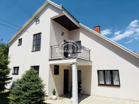 Sale, house, 186m², Pivara, Kragujevac
