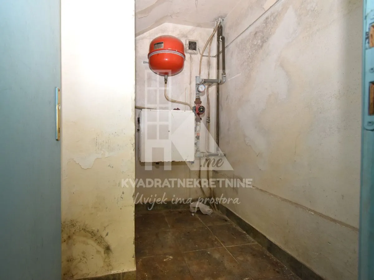 Prodaja, kuća, 217m², Centar, Podgorica