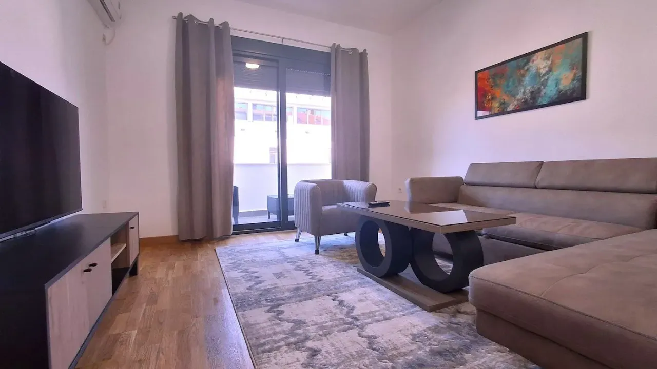Rent, apartment, 68m², Centar, Podgorica