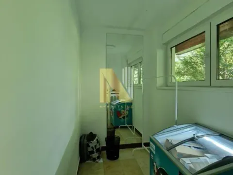 Izdavanje, poslovni prostor, 200m², Spens, Novi Sad Sve Podlokacije - image 6