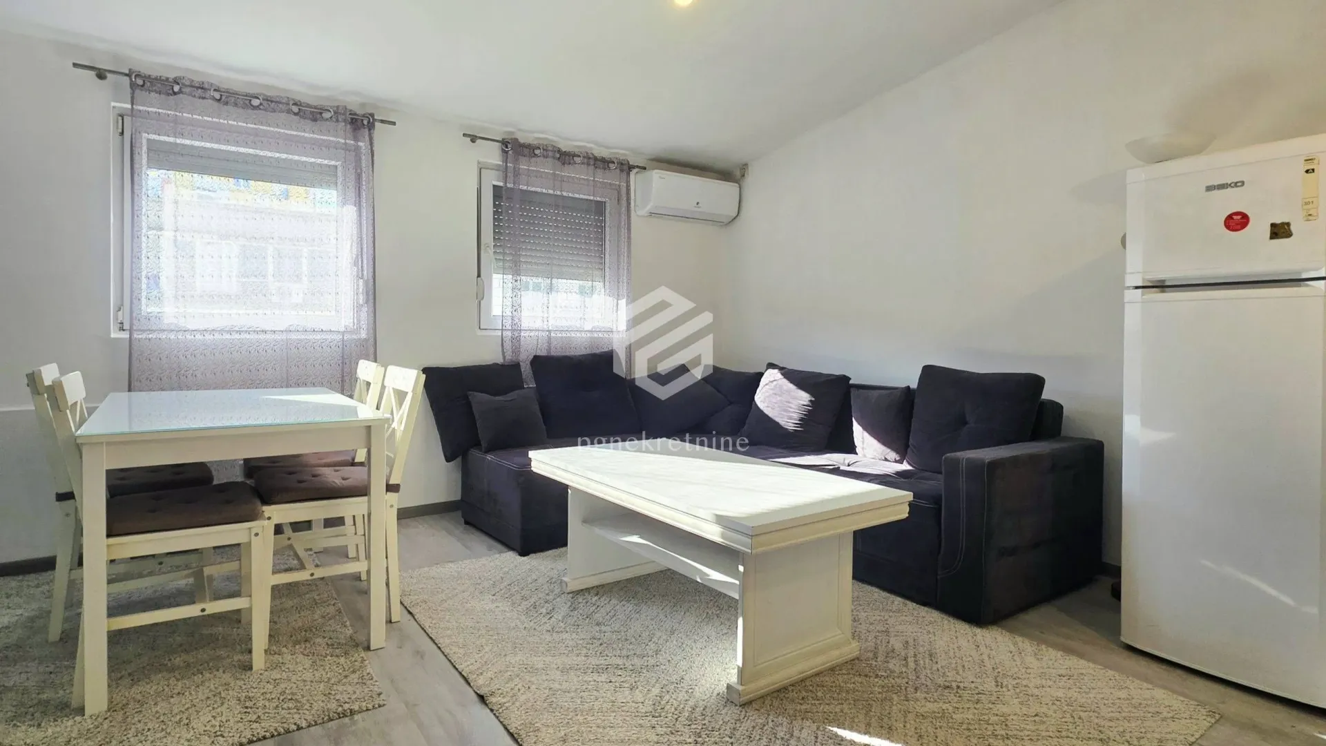 Rent, two bedroom apartment, 50m², Centar, Podgorica