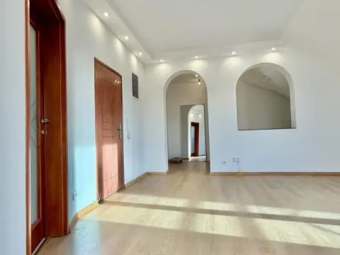 Rent, office space, 64m², Čukarica, Beograd - image 14