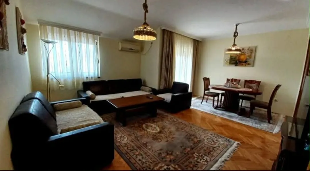 Izdavanje, jednosoban stan, 58m², Stari Aerodrom, Podgorica