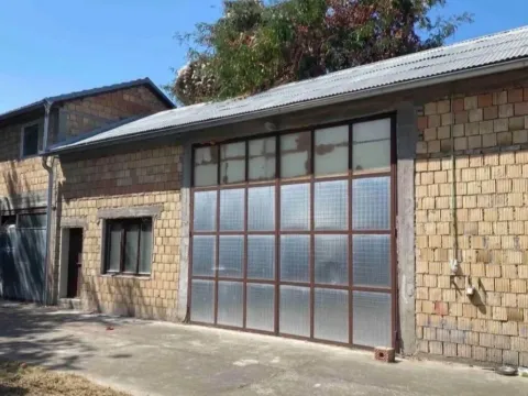 Izdavanje, poslovni prostor, 10m², Beočin, Srbija - image 2