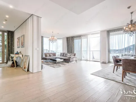 Prodaja, dvosoban stan, 179m², Budva, Crna Gora - image 19