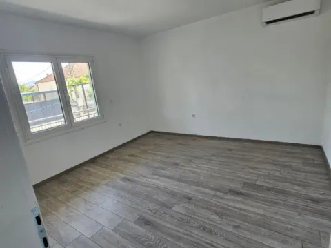 Izdavanje, dvosoban stan, 100m², Masline, Podgorica - image 8