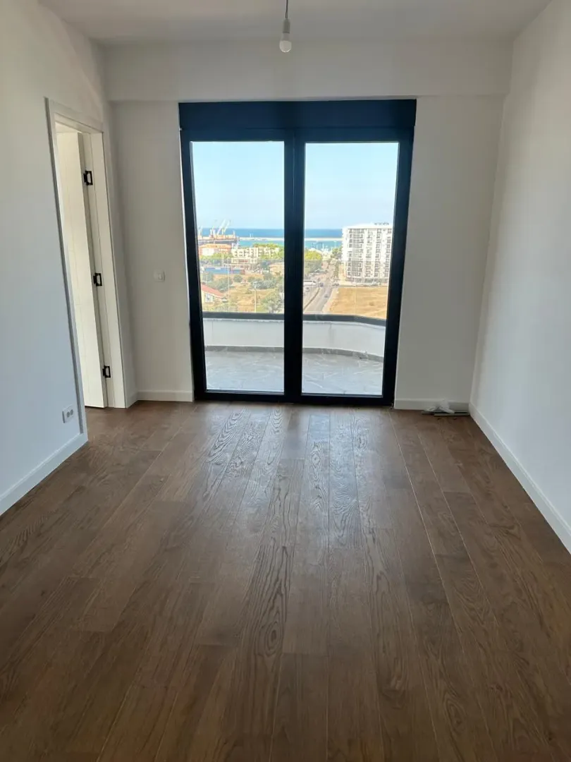 Prodaja, dvosoban stan, 57m², Centar, Bar