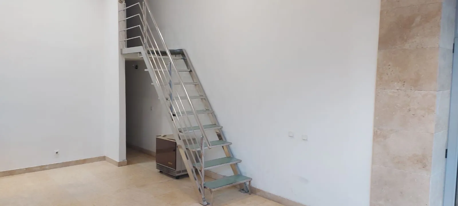 Rent, office space, 50m², Centar, Bar