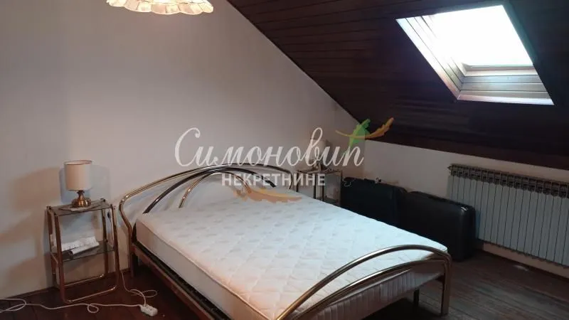 Prodaja, stan, 214m², Zemun Centar, Zemun Sve Podlokacije