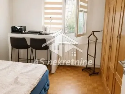Izdavanje, četvorosoban stan, 90m², Novi Beograd Blok 28, Novi Beograd Sve Podlokacije - image 6