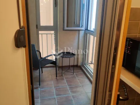 Rent, two bedroom apartment, 62m², Podgorica, Crna Gora - image 8