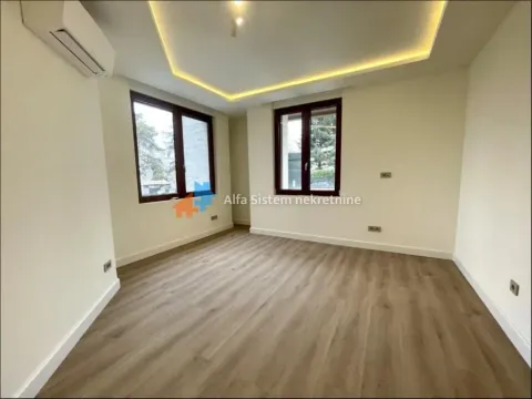 Izdavanje, poslovni prostor, 500m², Savski Venac, Beograd - image 9