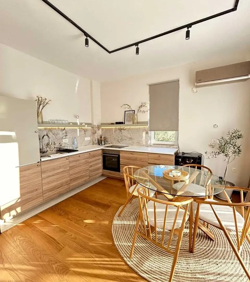 Prodaja, dvosoban stan, 76m², Budva, Crna Gora