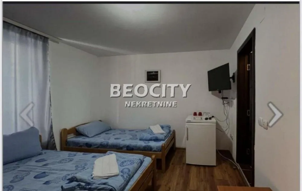 Prodaja,  kuća, 250m2, Borsko jezero, Bor
