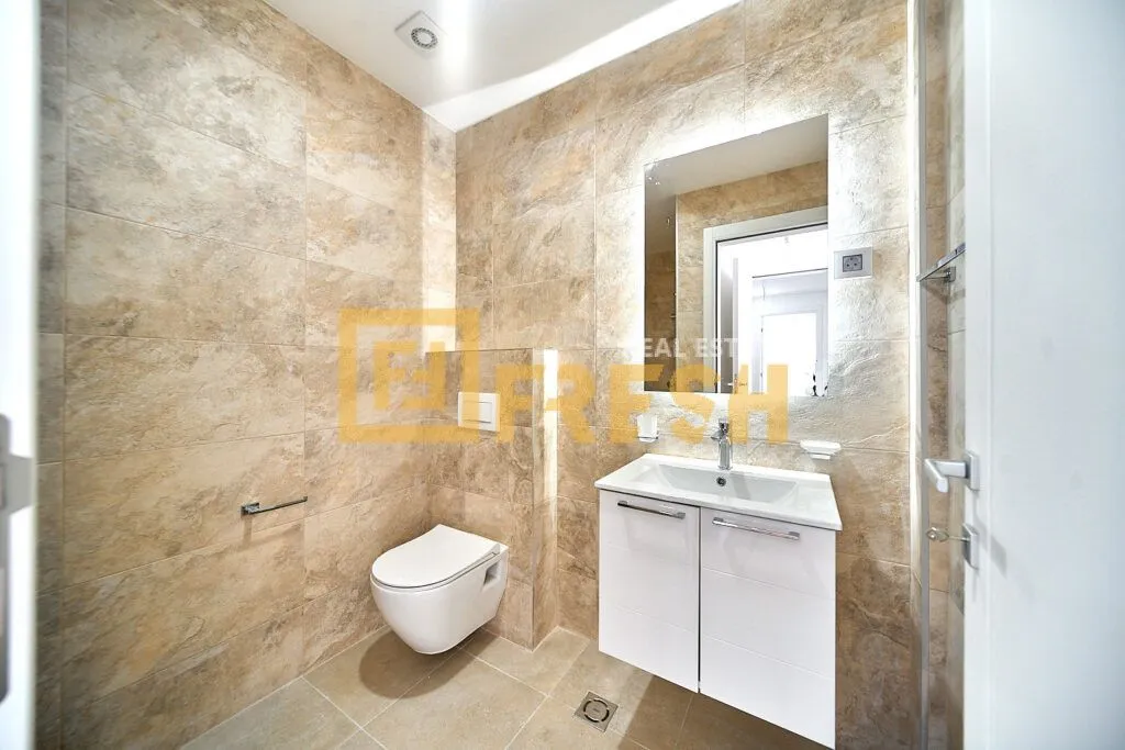 Prodaja, trosoban stan, 104m², Stari Aerodrom, Podgorica