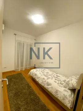Izdavanje, trosoban stan, 120m², City Kvart, Podgorica - image 10