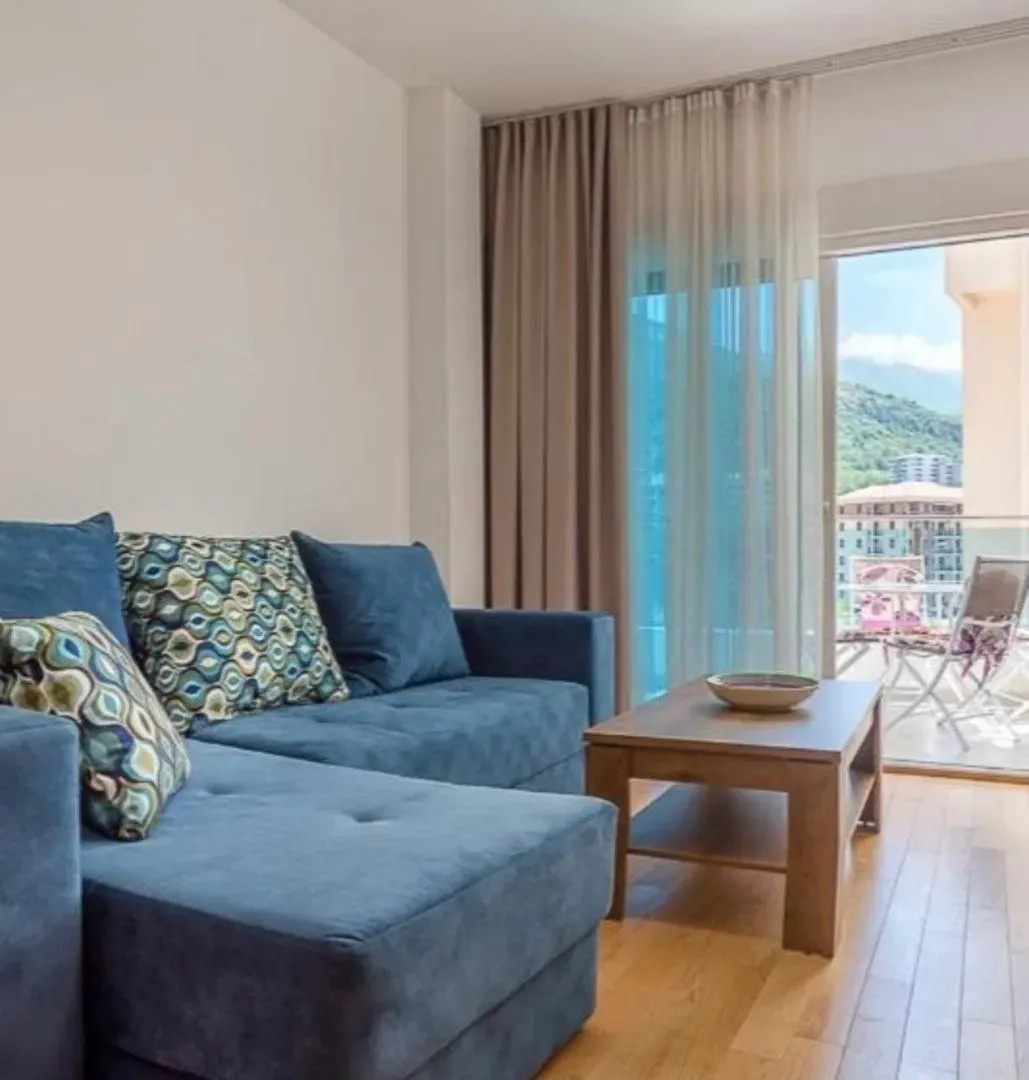 Prodaja, dvosoban stan, 55m², Bečići, Budva