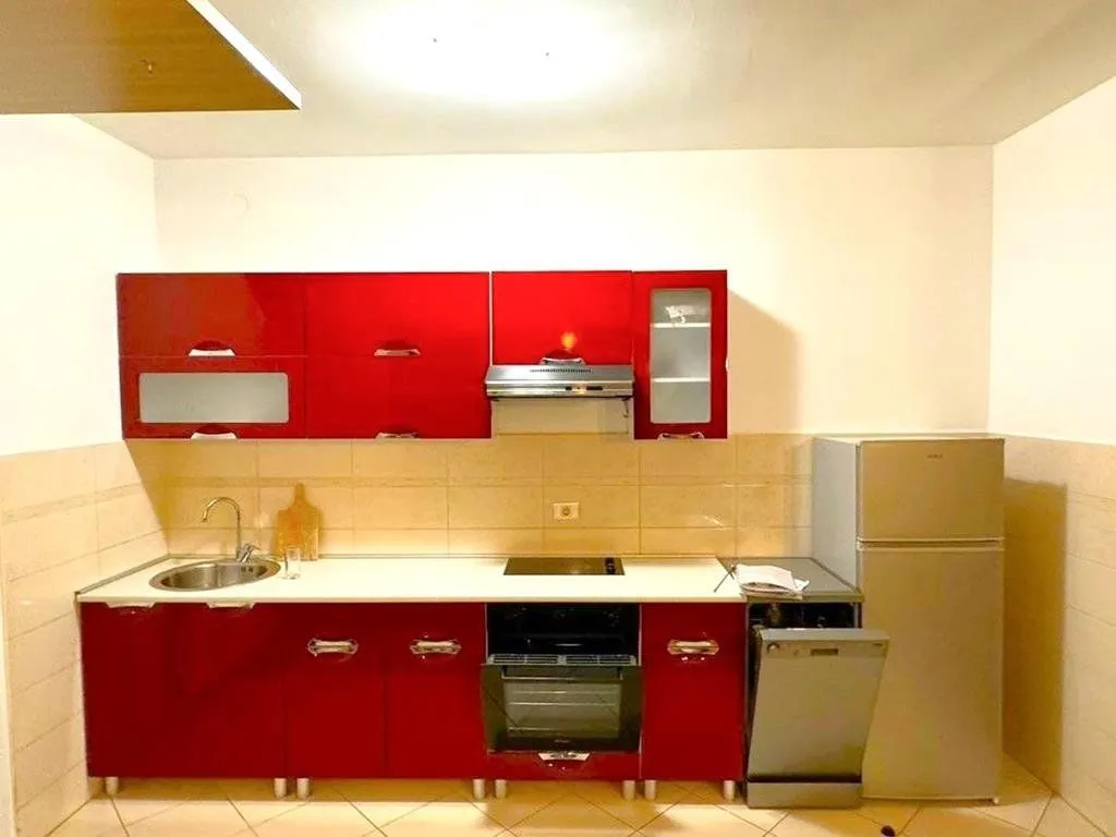 Izdavanje, jednosoban stan, 50m², Podgorica, Crna Gora