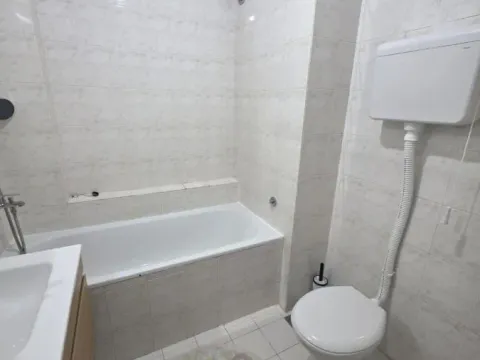 Izdavanje, dvosoban stan, 55m², Bulevar Oslobodjenja, Novi Sad Sve Podlokacije - image 10
