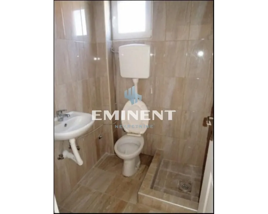 Rent, office space, 550m², Bežanijska Kosa Sve Podlokacije, Beograd