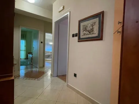 Rent, two bedroom apartment, 76m², Centar, Podgorica - image 3