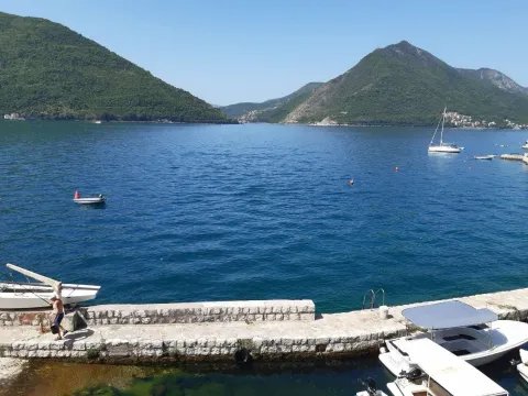 Prodaja, kuća, 208m², Perast, Kotor - image 26