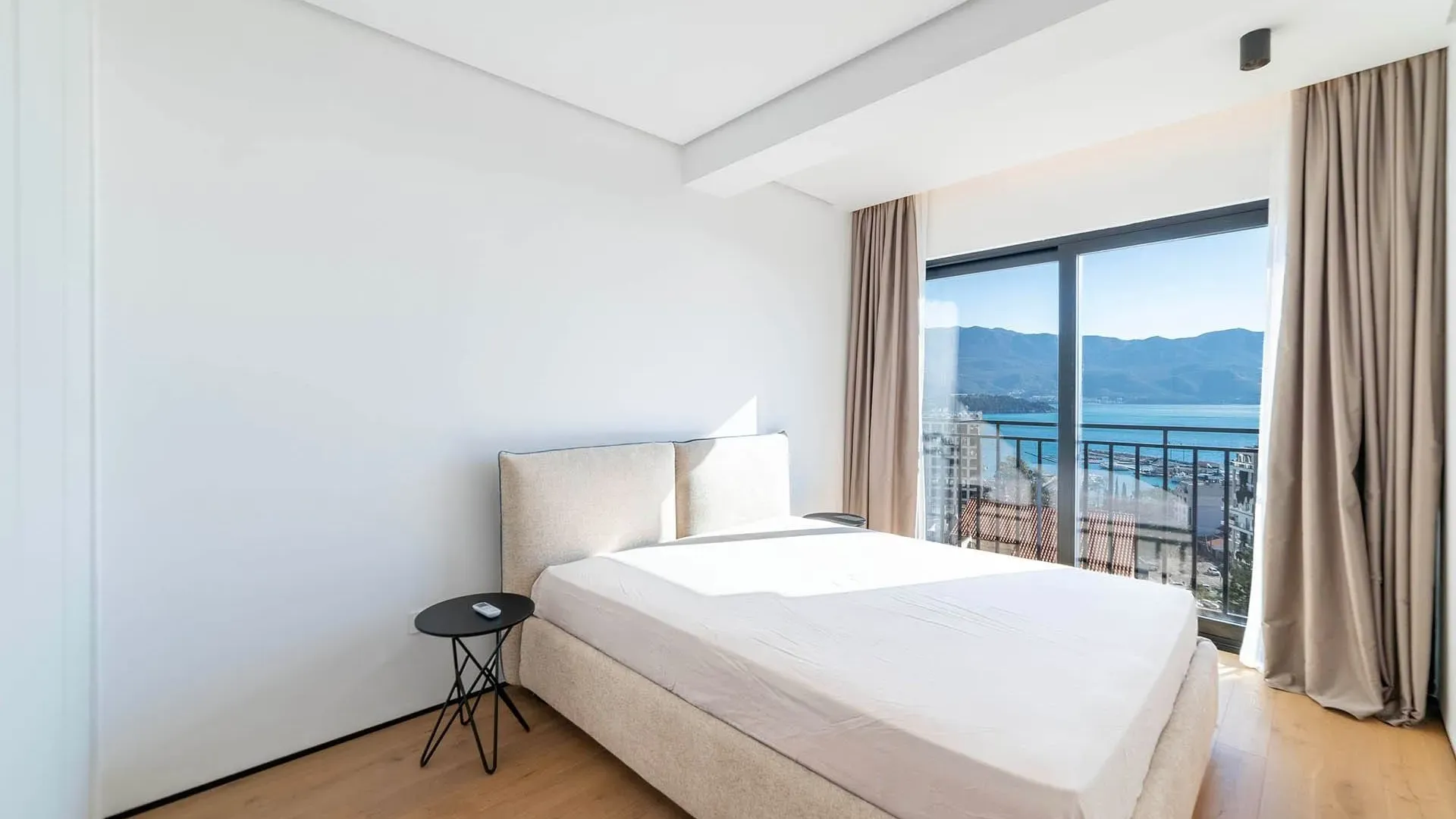 Sale, three bedroom apartment, 125m², Vidikovac, Budva