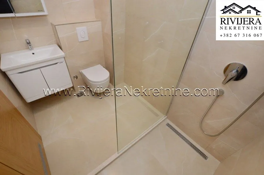 Prodaja, dvosoban stan, 134m², Baošići, Herceg Novi